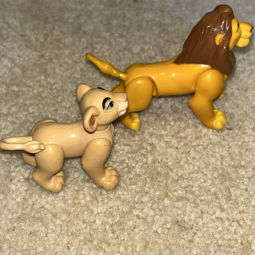 2 Lion King Burger King Toys 1994 Nalia and Simba